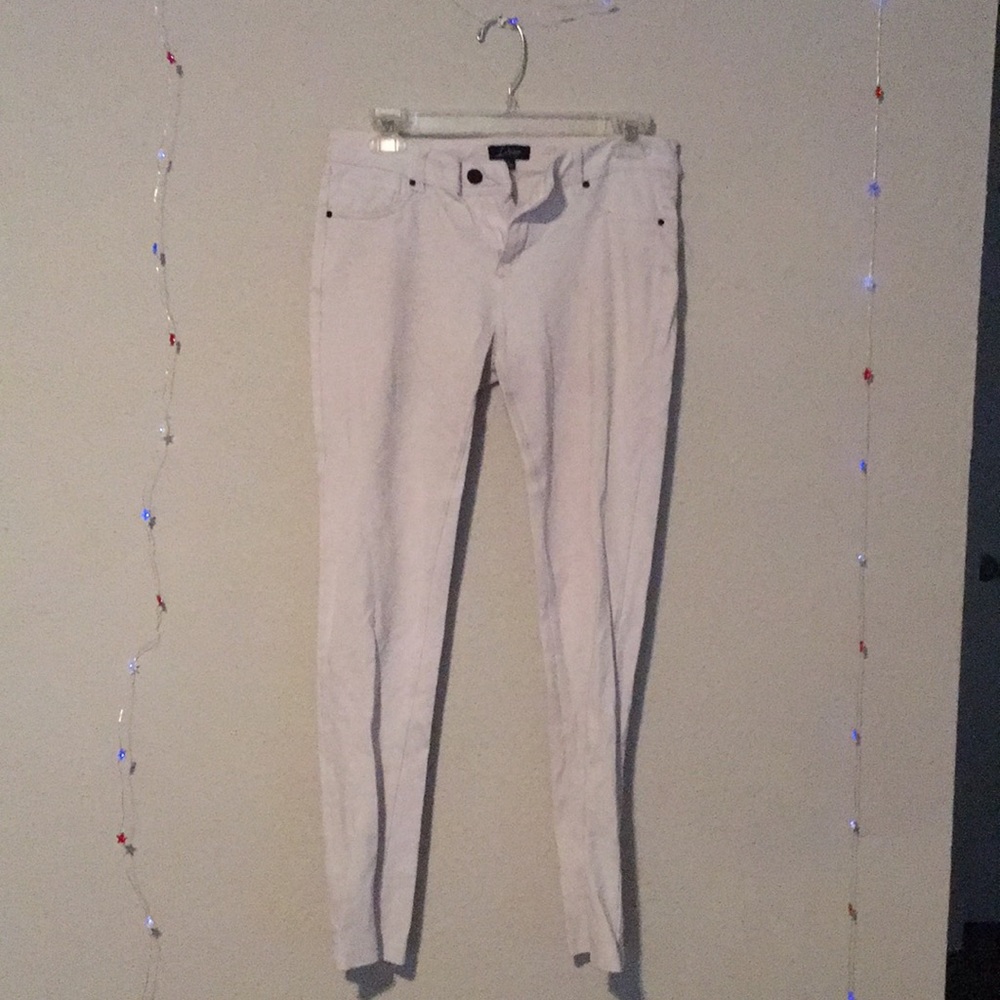 Basic white jeans